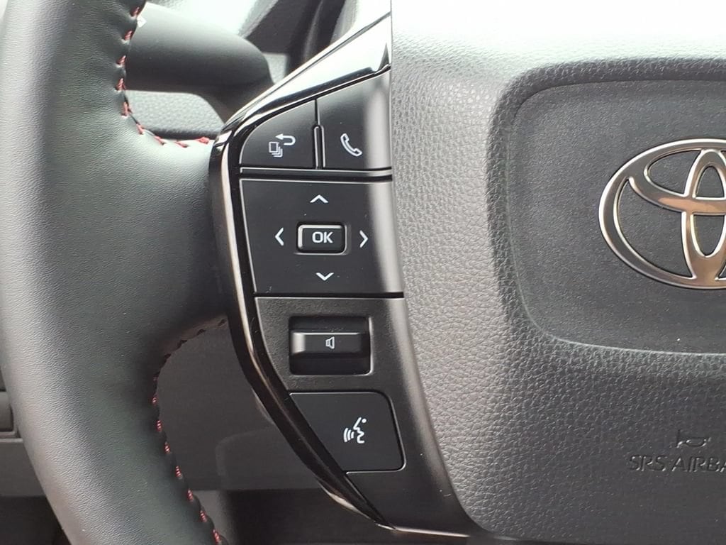 2024 Toyota Prius Prime XSE - Photo 18