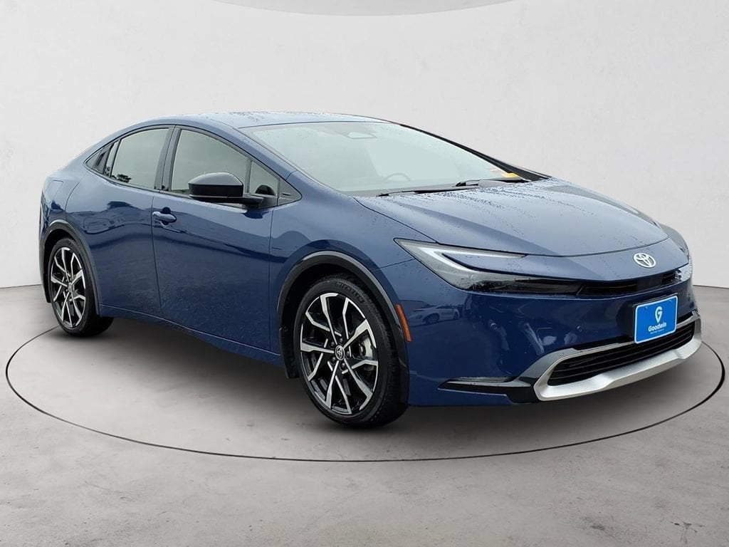 Used 2024 Toyota Prius Prime XSE Sedan