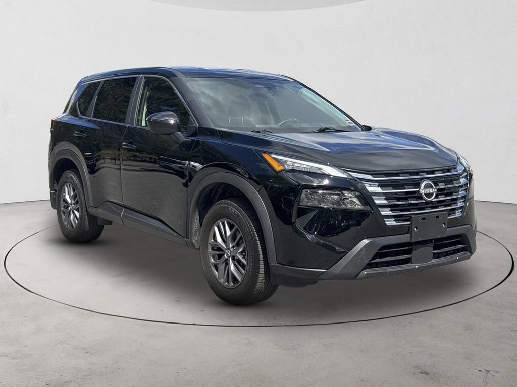 Used 2026 Nissan Rogue SV