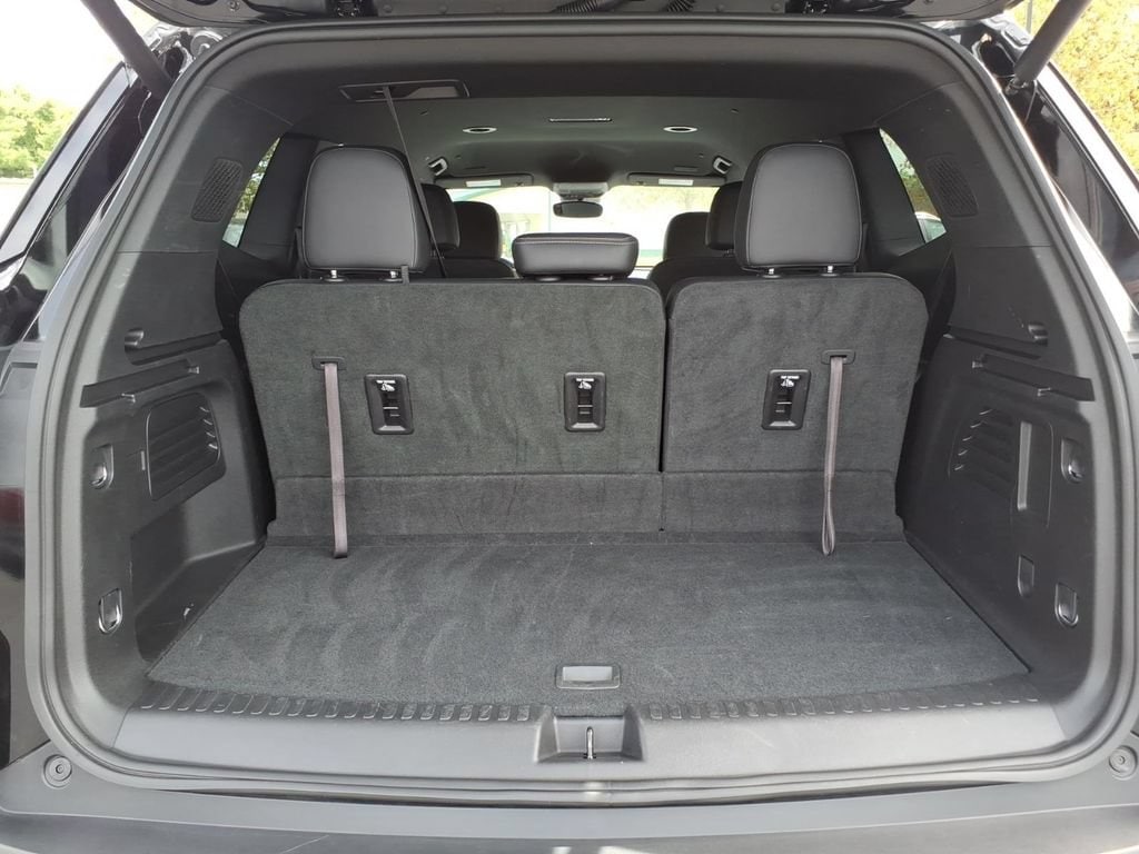 2025 Buick Enclave Preferred - Photo 10