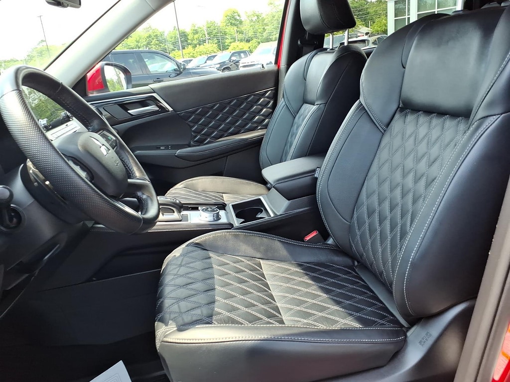 2024 Mitsubishi Outlander SEL - Photo 12