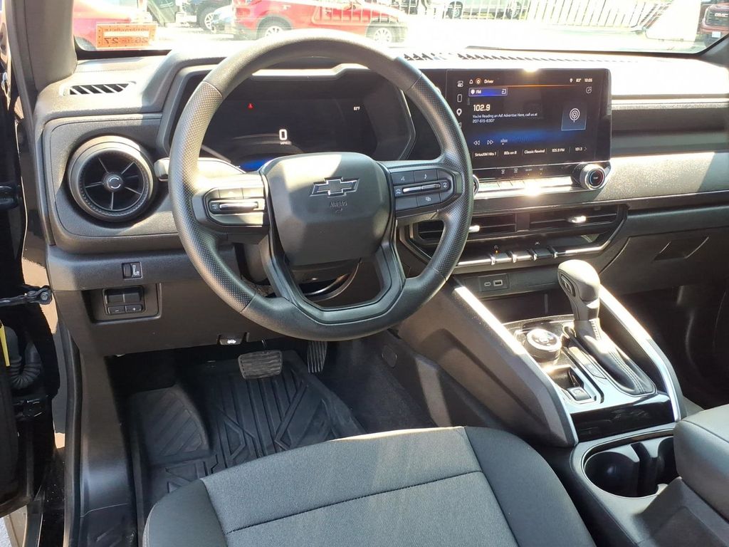 2024 Chevrolet Colorado Trail Boss - Photo 38