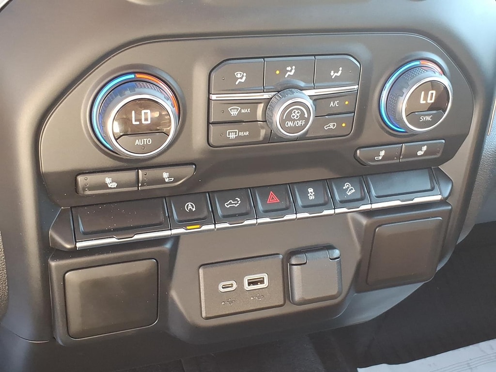 2021 Chevrolet Silverado 1500 RST - Photo 43