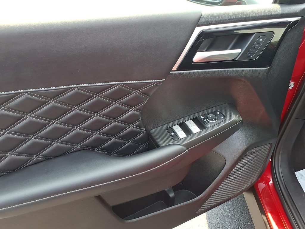 2024 Mitsubishi Outlander SEL - Photo 10