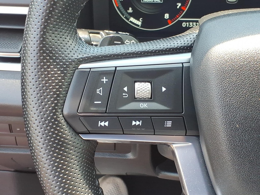 2024 Mitsubishi Outlander SEL - Photo 16