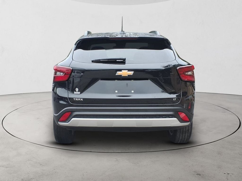 2024 Chevrolet Trax LT - Photo 30