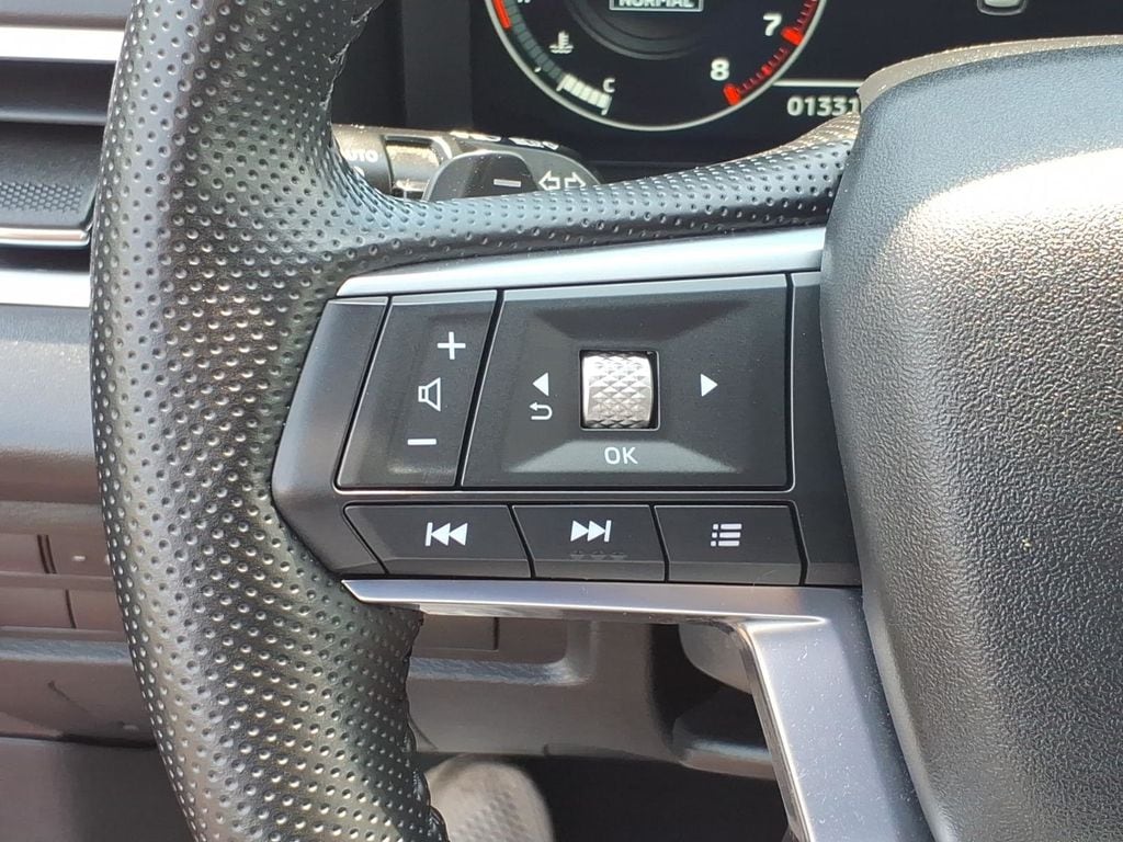 2024 Mitsubishi Outlander SEL - Photo 40