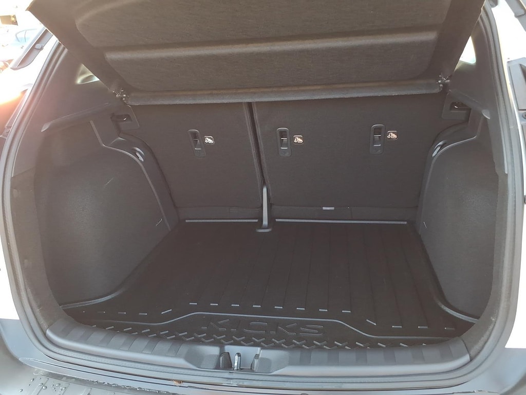 2020 Nissan Kicks SR - Photo 35