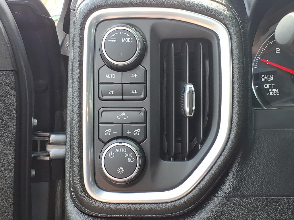 2021 Chevrolet Silverado 1500 LT - Photo 41