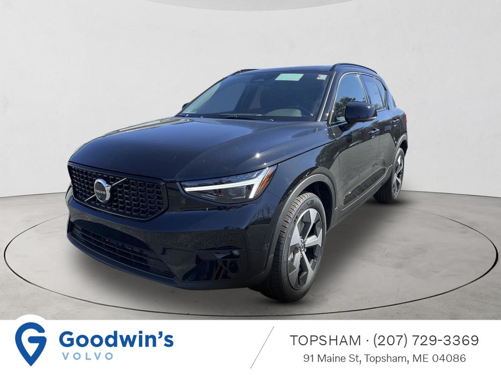 2026 Volvo XC40 Plus