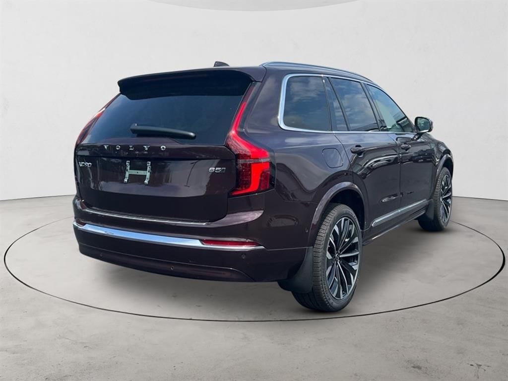2026 Volvo XC90 Plus - Photo 5