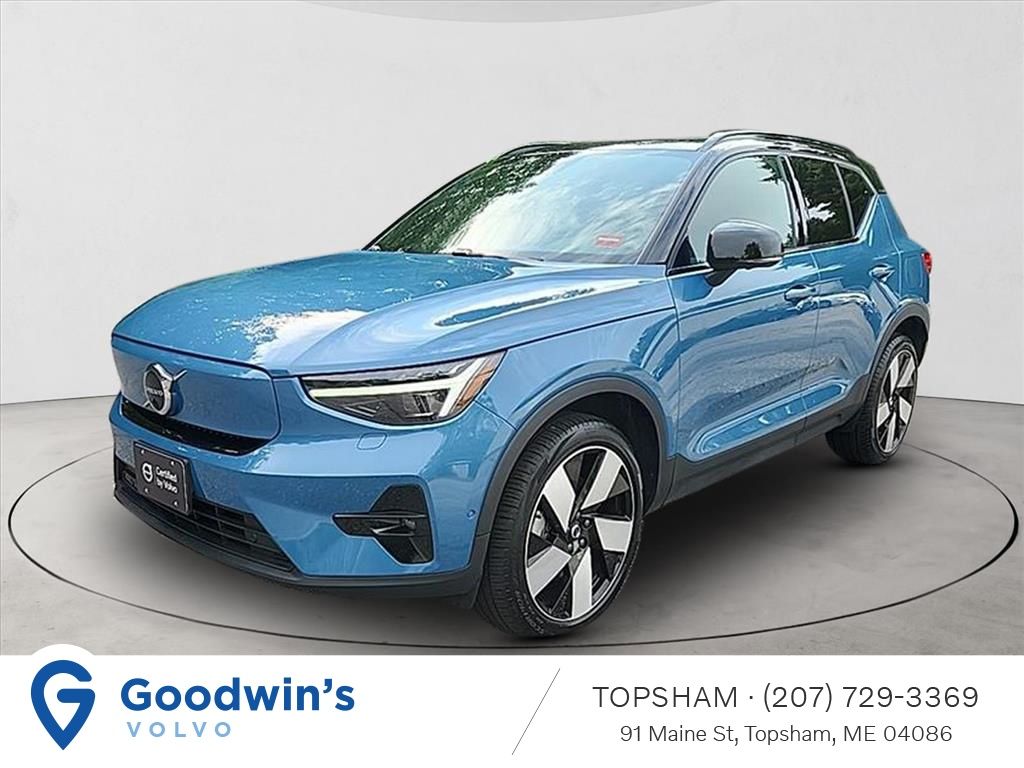 2023 Volvo XC40