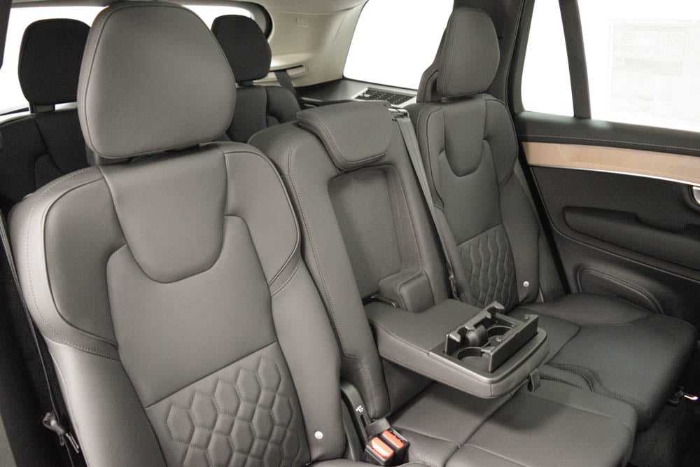 2026 Volvo XC90 Plus - Photo 27
