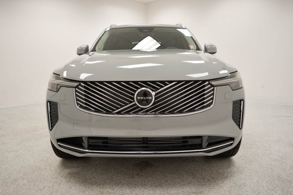 New 2026 Volvo XC90 plug-in hybrid T8 Plus 7-Seater SUV
