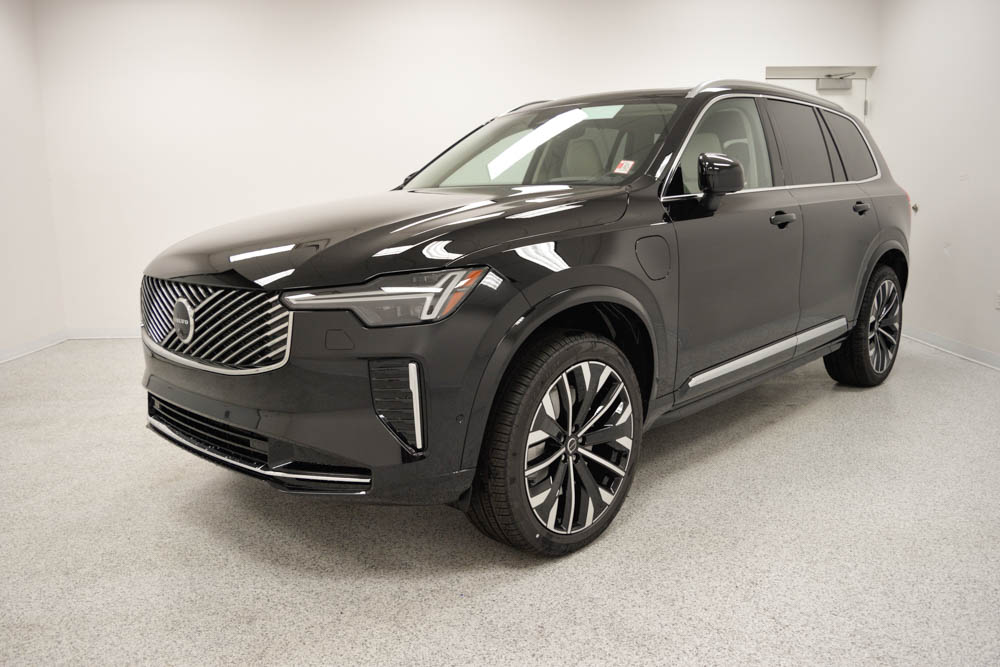 New 2026 Volvo XC90 plug-in hybrid T8 Ultra 7-Seater SUV
