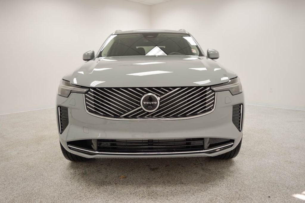 Certified 2026 Volvo XC90 plug-in hybrid T8 Plus 7-Seater SUV