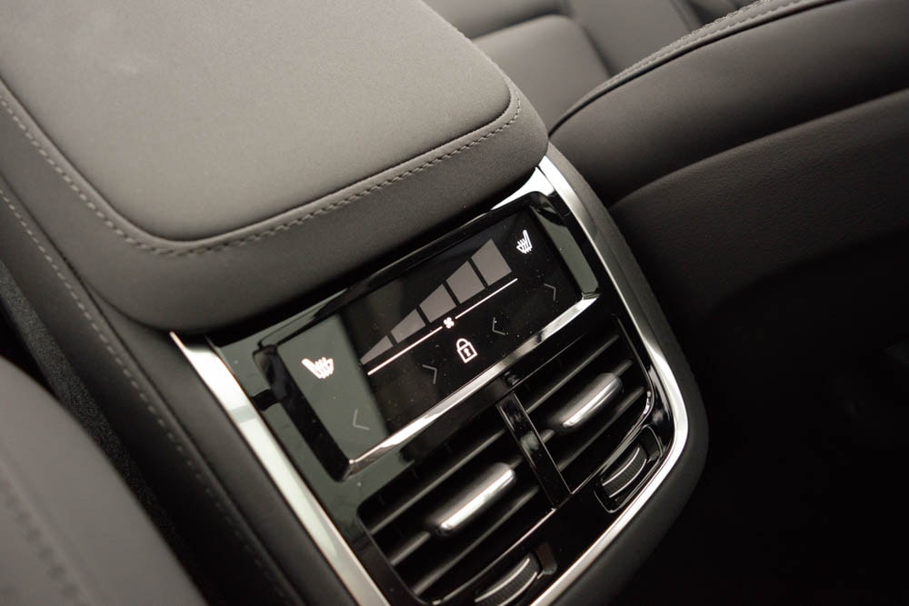 2026 Volvo XC90 Plus - Photo 29