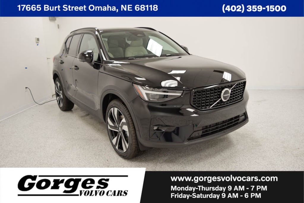New 2026 Volvo XC40 B5 Ultra SUV