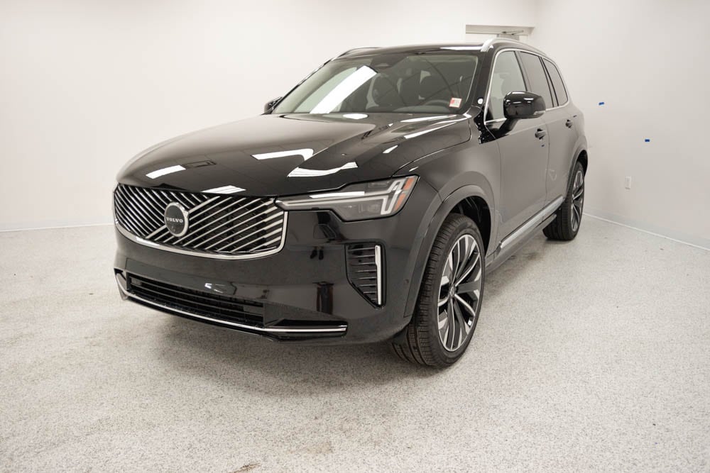 2026 Volvo XC90 Plus - Photo 3