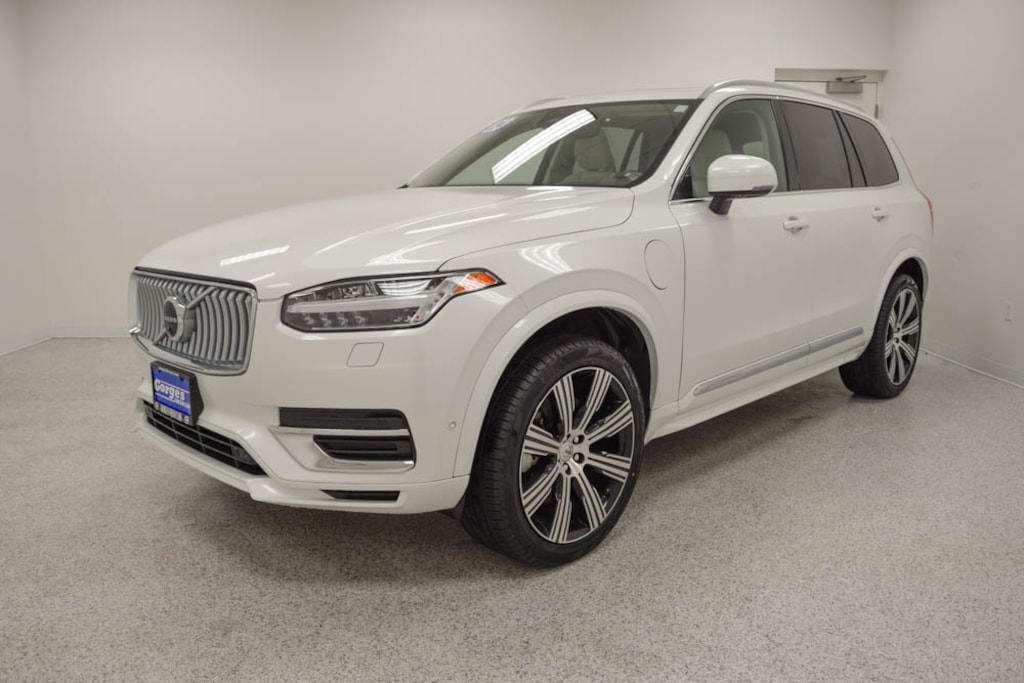 Certified 2024 Volvo XC90 Recharge Plug-In Hybrid Plus Sport Utility