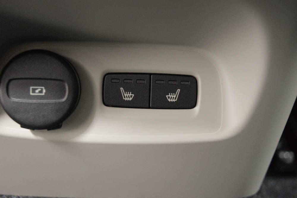 2026 Volvo XC40 Ultra - Photo 29