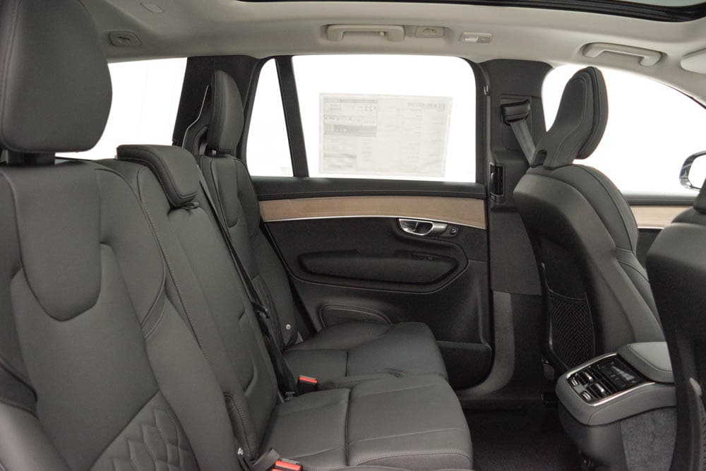 2026 Volvo XC90 Plus - Photo 26