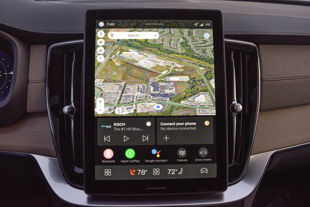 2026 Volvo XC90 Plus - Photo 15