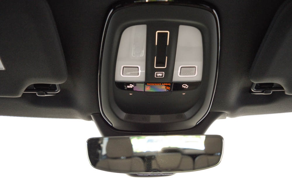 2026 Volvo XC90 Plus - Photo 18
