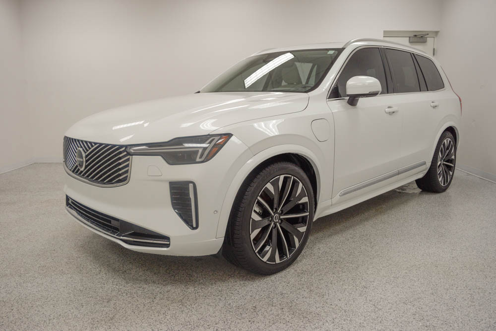 New 2025 Volvo XC90 plug-in hybrid T8 (2025.5) Ultra 7-Seater SUV