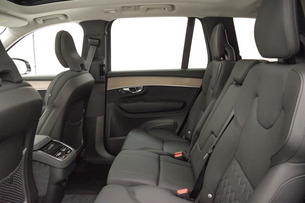 2026 Volvo XC90 Plus - Photo 30