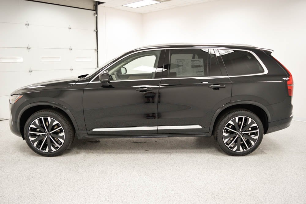 2026 Volvo XC90 Plus - Photo 4