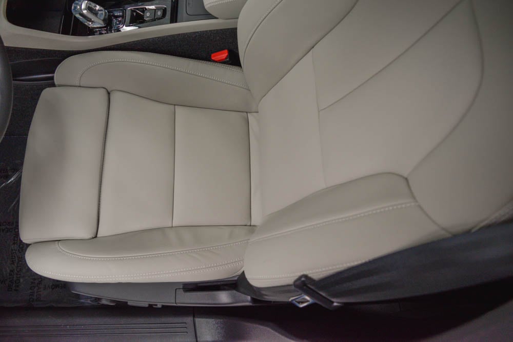 2026 Volvo XC40 Ultra - Photo 11