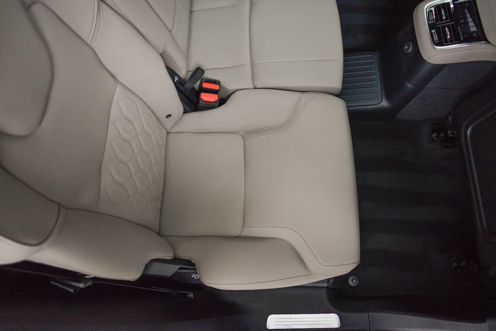 2026 Volvo XC90 Plus - Photo 27
