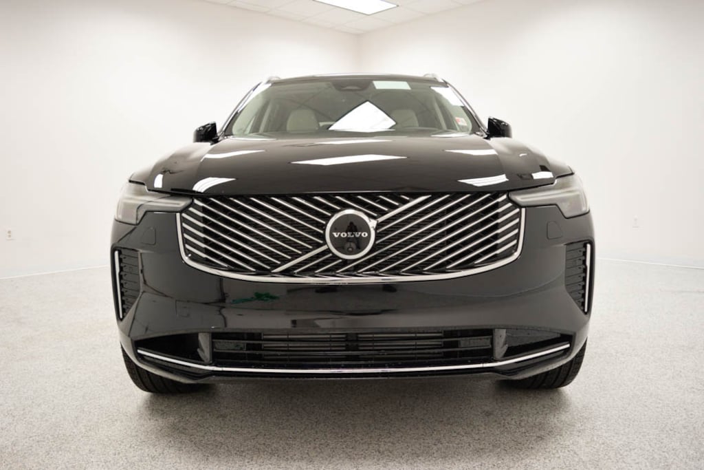 New 2026 Volvo XC90 plug-in hybrid T8 Ultra 7-Seater SUV