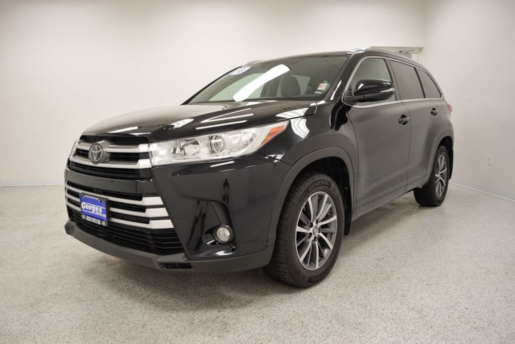 Used 2018 Toyota Highlander SUV