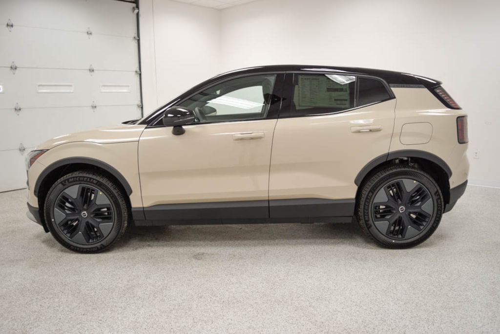 New 2026 Volvo EX30 Cross Country Ultra SUV