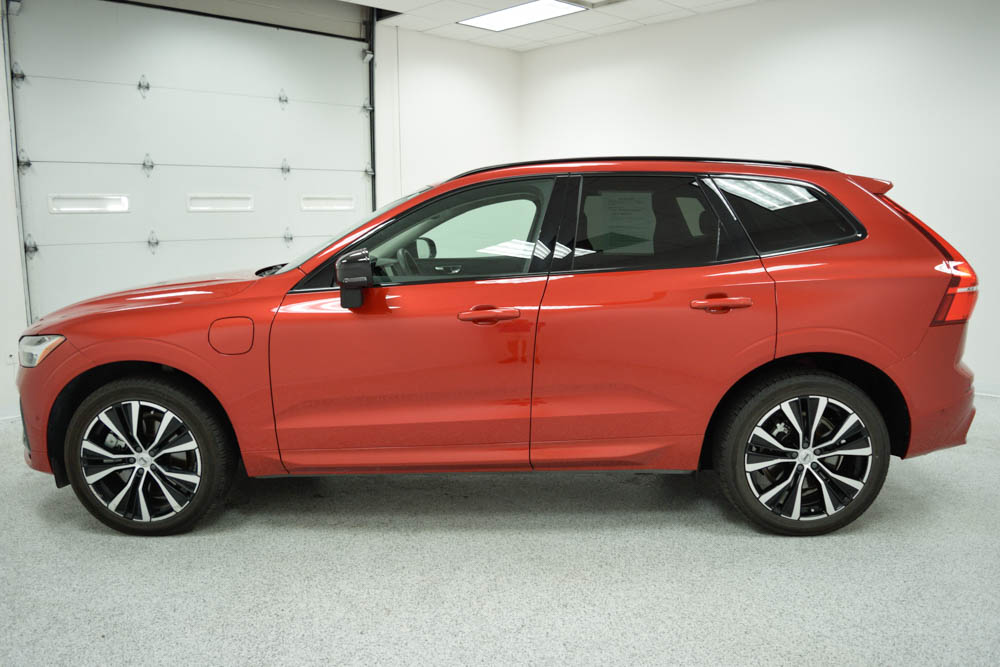 Certified 2023 Volvo XC60 Recharge Plug-In Hybrid Plus Dark SUV
