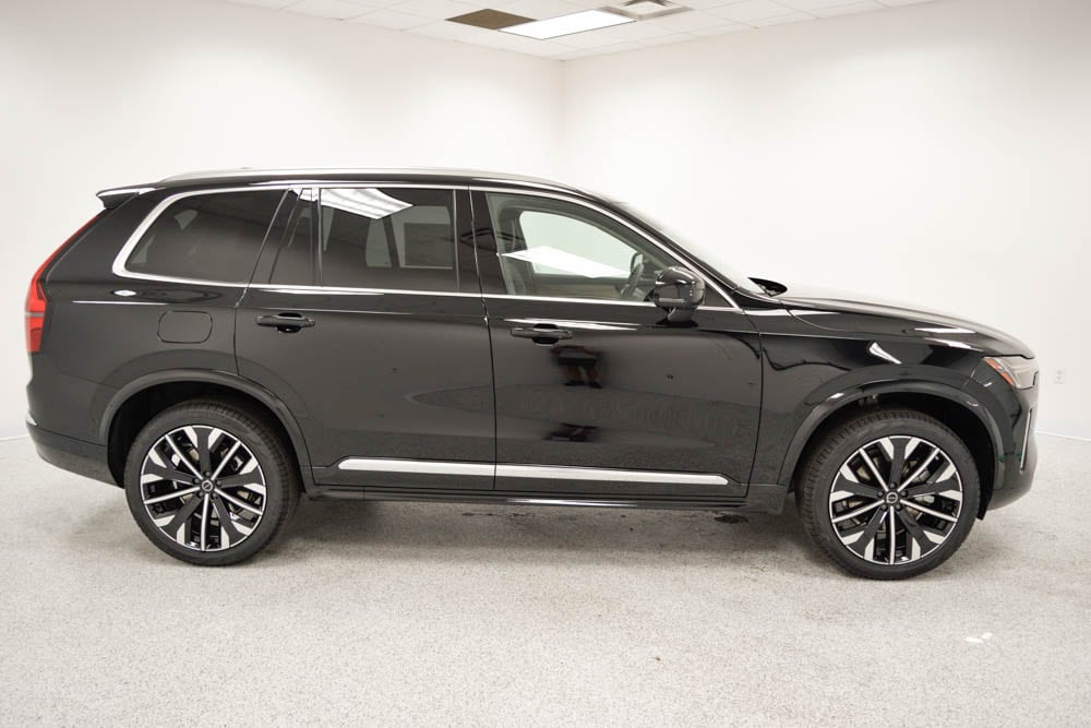2026 Volvo XC90 Plus - Photo 6