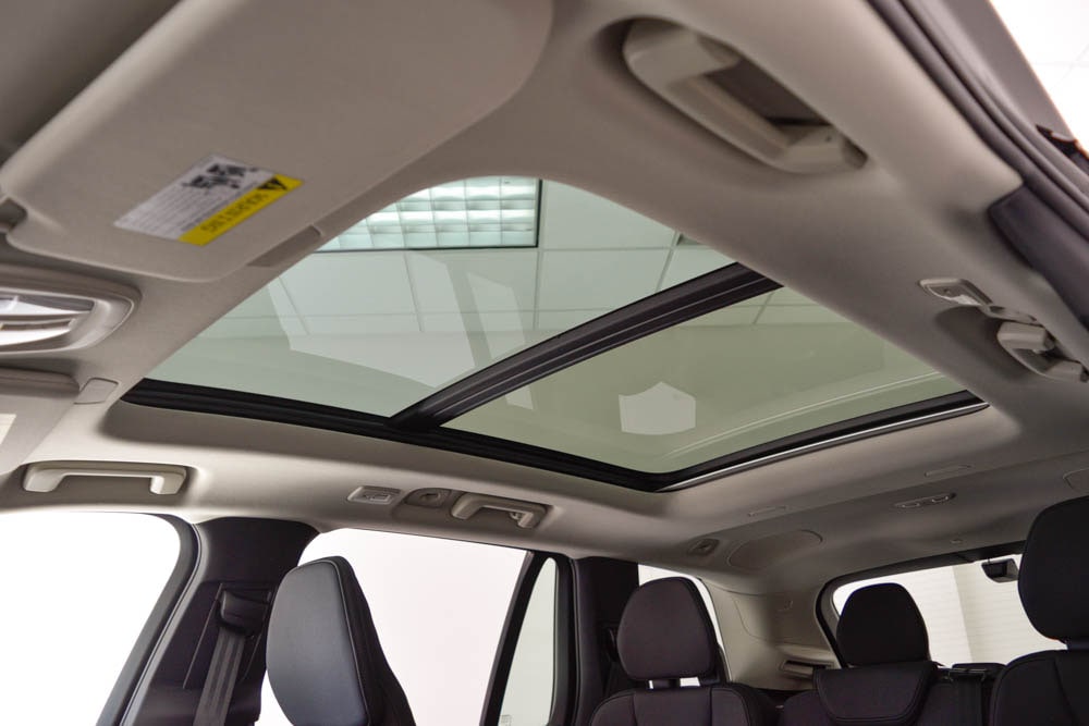 2026 Volvo XC90 Plus - Photo 28