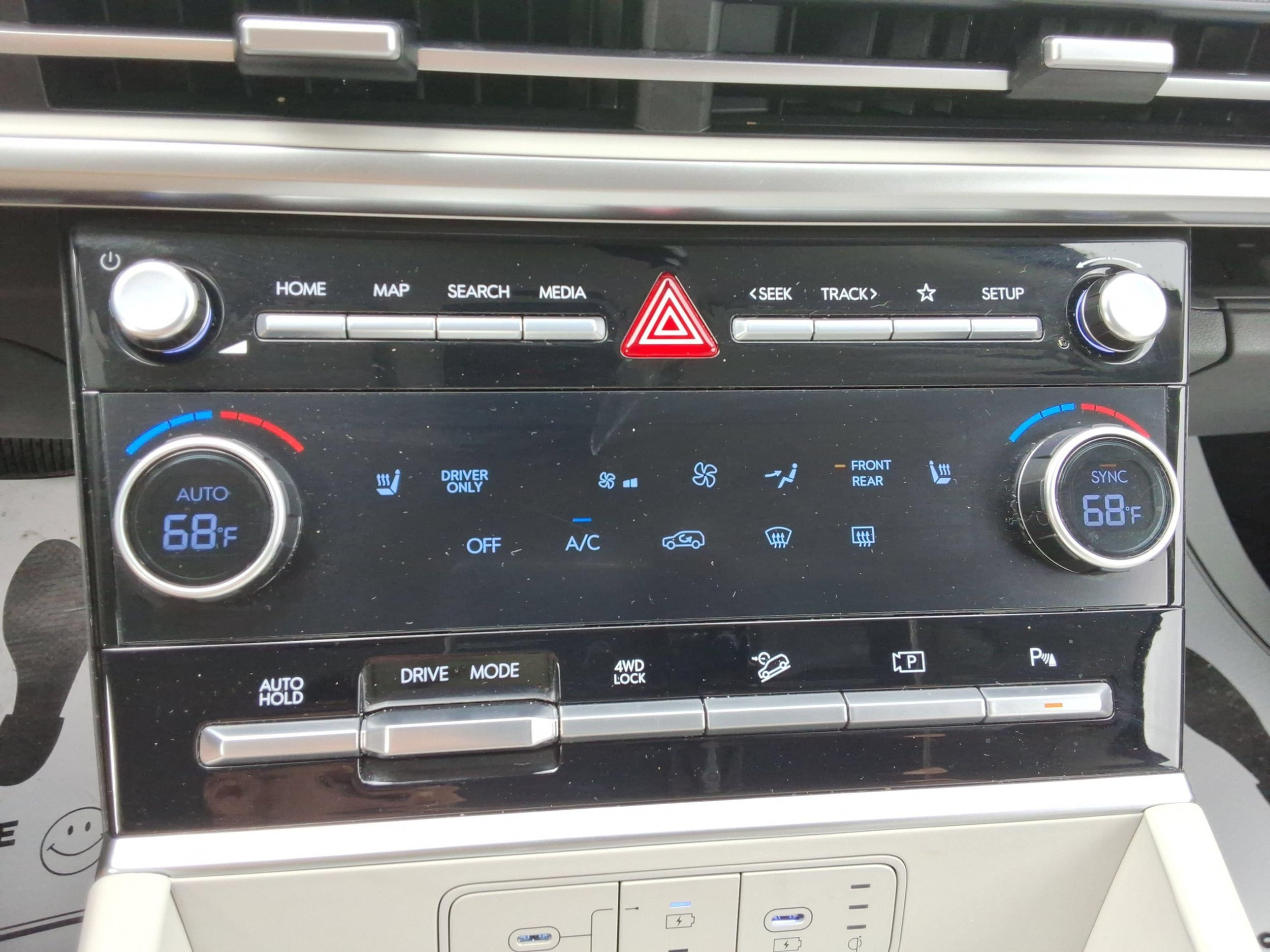 2026 Hyundai Santa Fe SEL - Photo 17