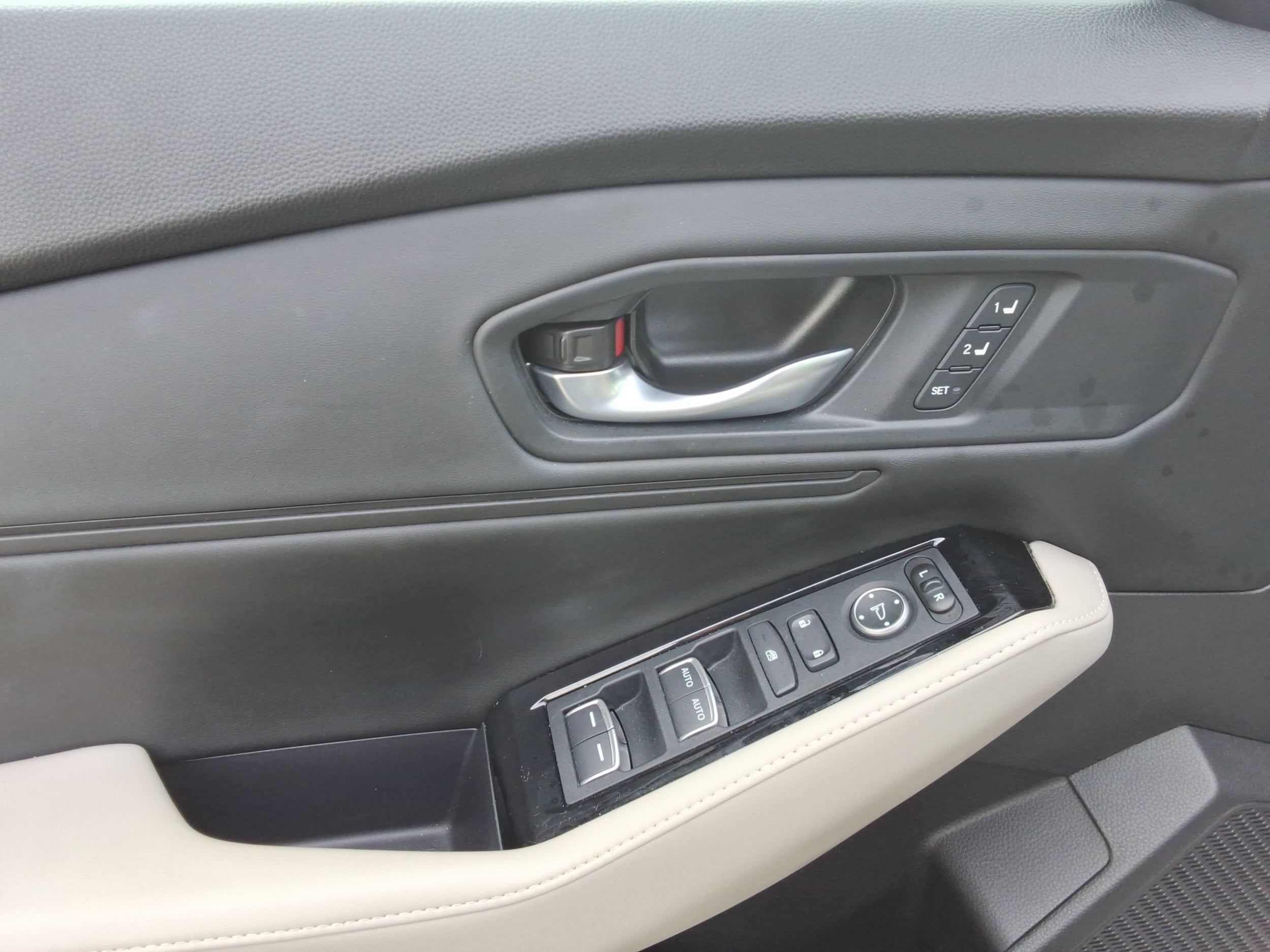 2024 Honda Accord Hybrid Touring - Photo 20