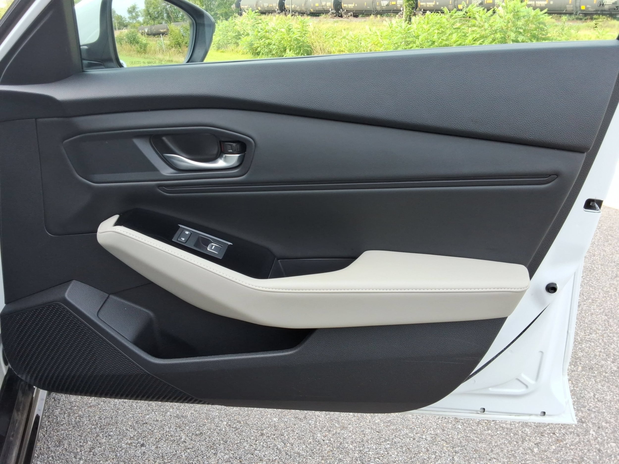 2024 Honda Accord Hybrid Touring - Photo 24