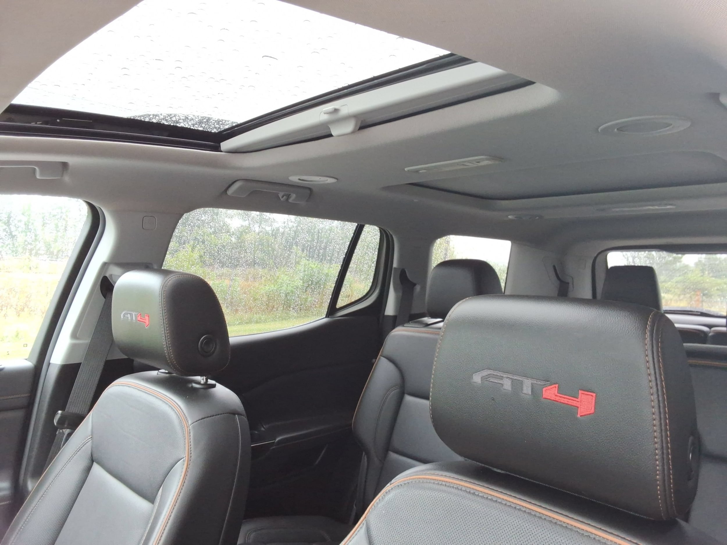 2022 GMC Acadia AT4 - Photo 27