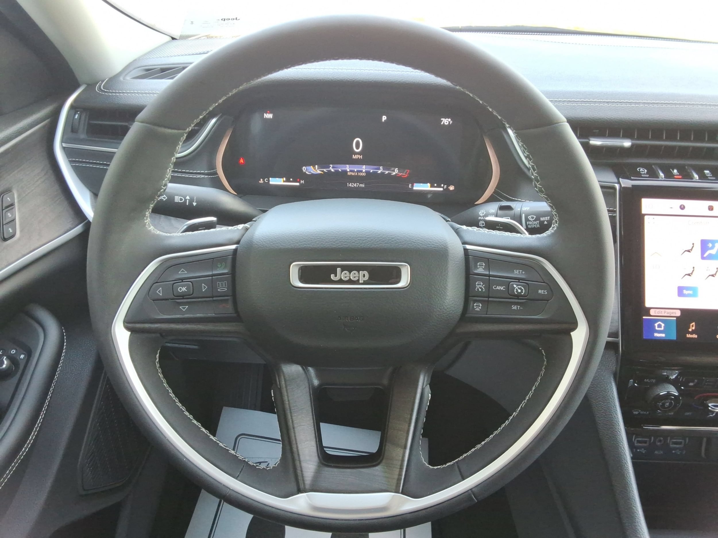 2023 Jeep Grand Cherokee Limited - Photo 11