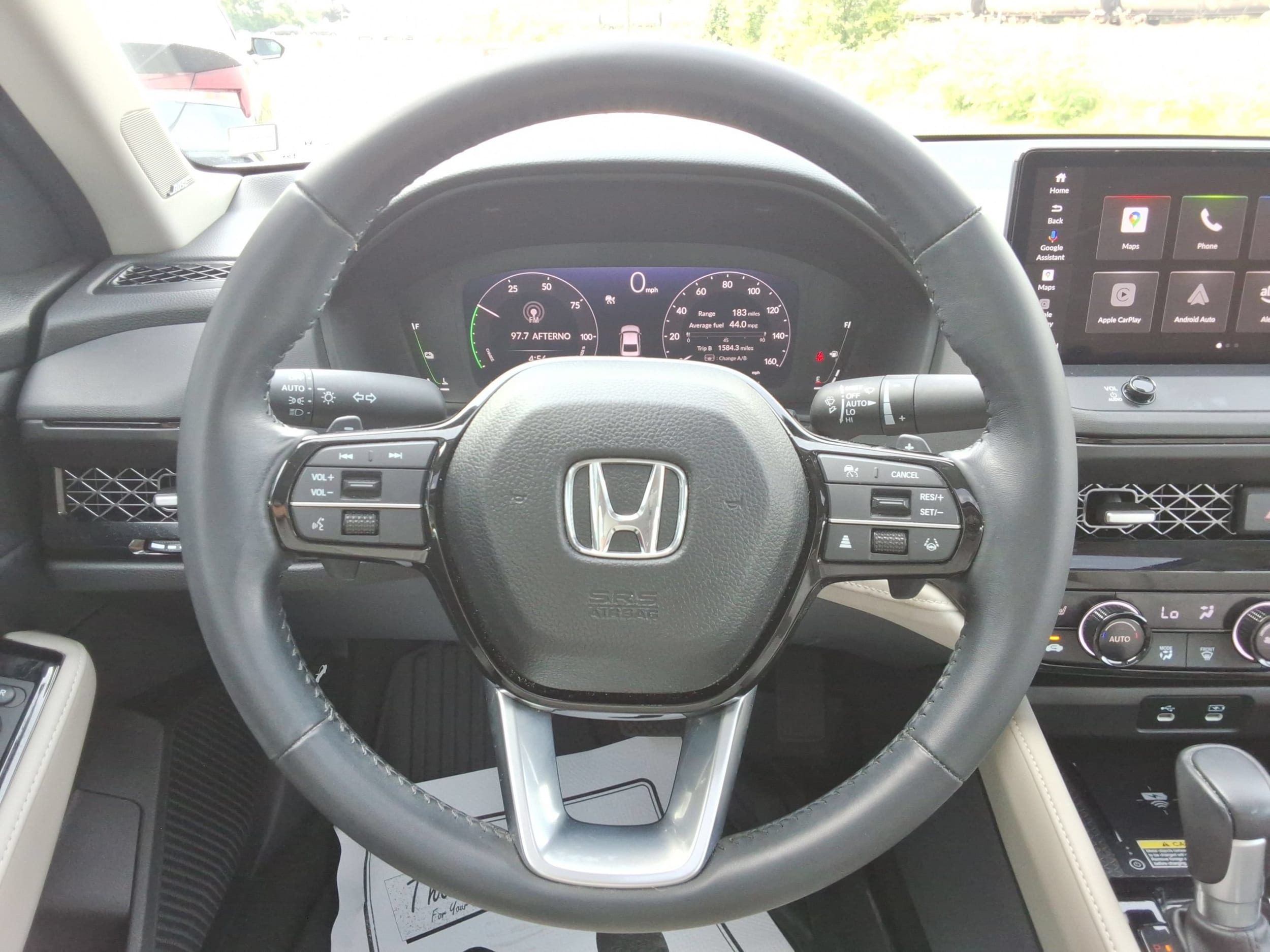 2024 Honda Accord Hybrid Touring - Photo 11