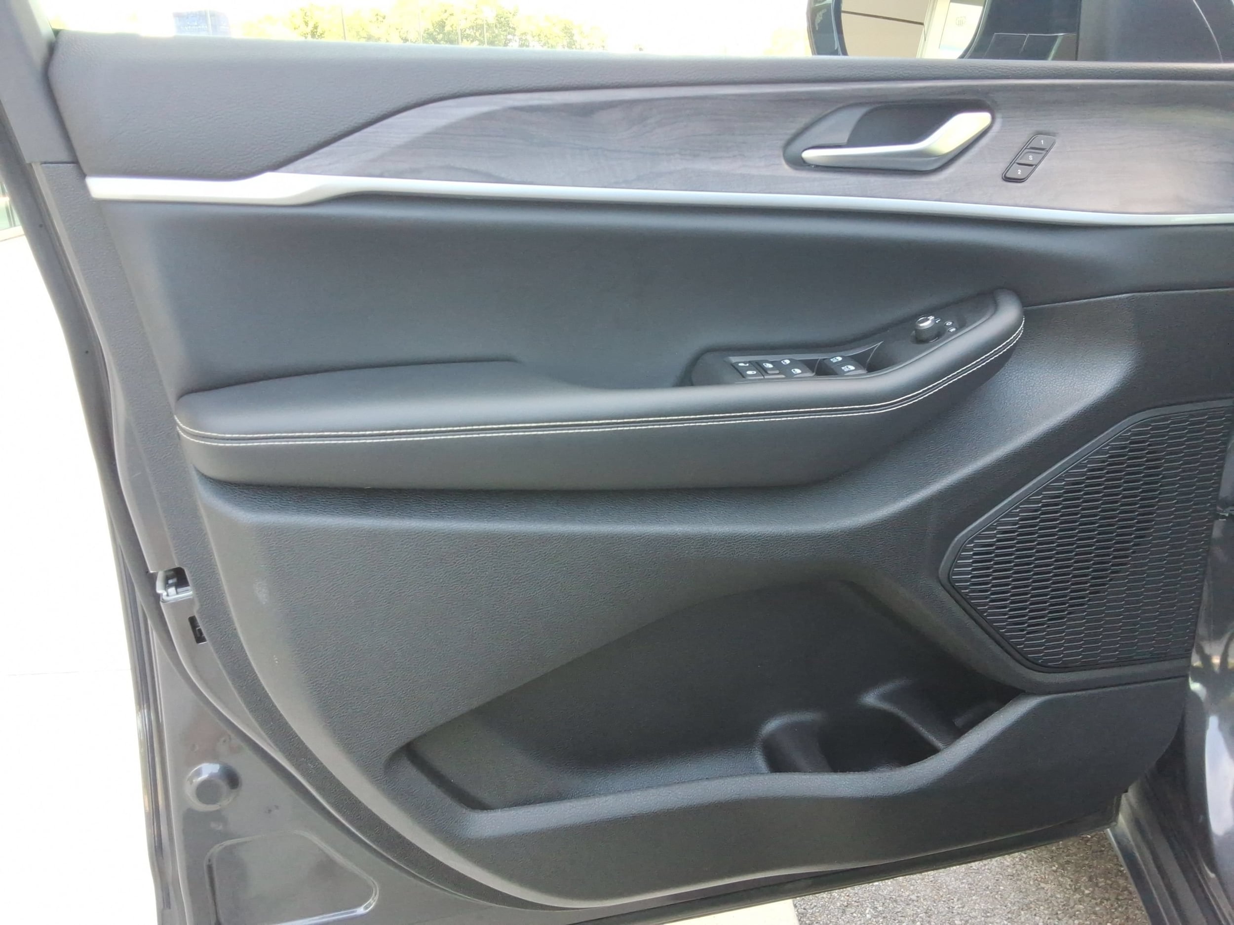 2023 Jeep Grand Cherokee Limited - Photo 22
