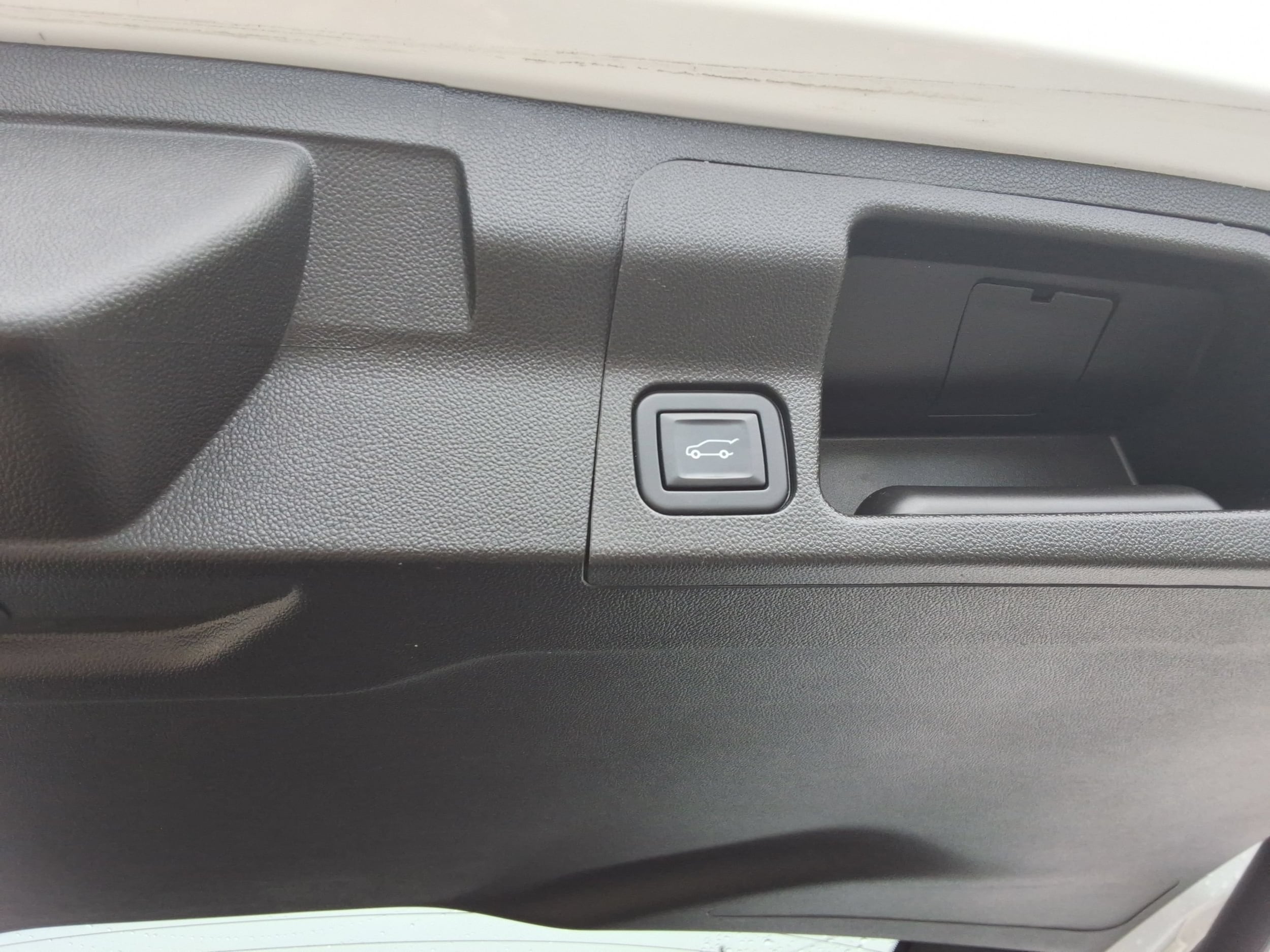 2022 GMC Acadia AT4 - Photo 24