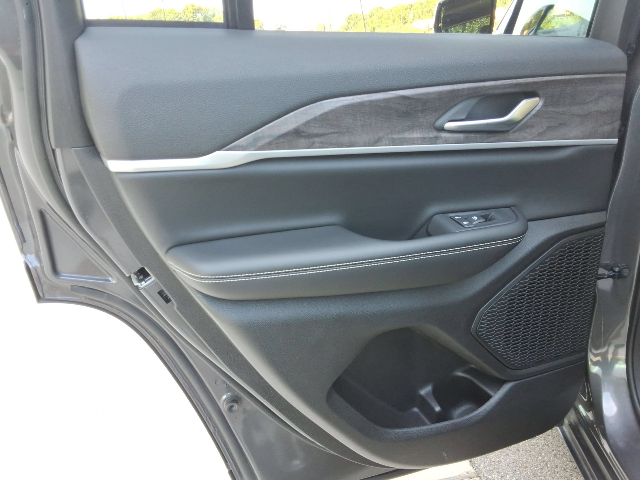 2023 Jeep Grand Cherokee Limited - Photo 23