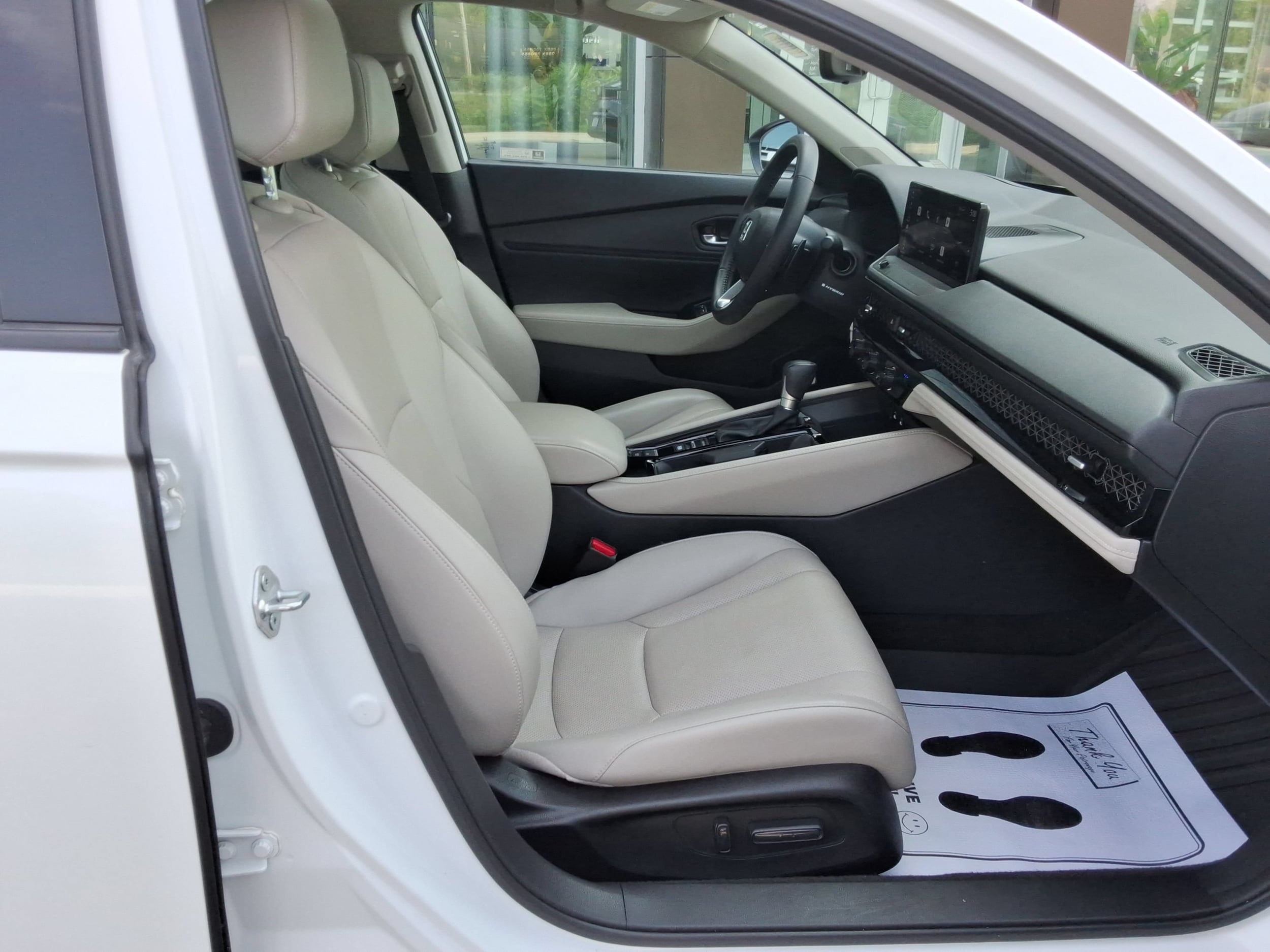 2024 Honda Accord Hybrid Touring - Photo 30