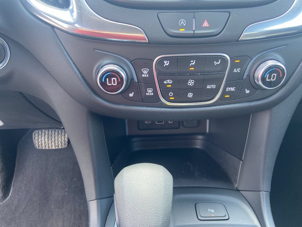 2023 Chevrolet Equinox LT - Photo 18